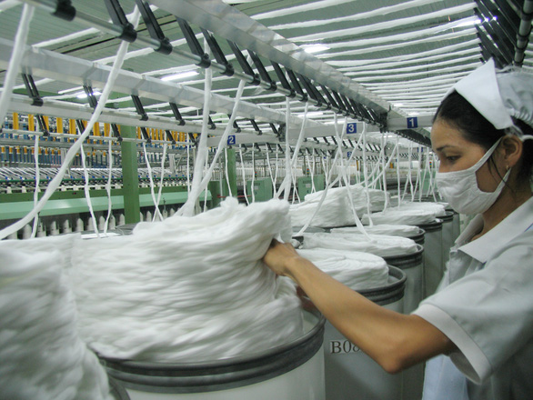 Cục Phòng vệ thương mại thông báo tiếp nhận hồ sơ rà soát cuối kỳ việc áp dụng biện pháp chống bán phá giá (CBPG) đối với một số sản phẩm sợi dài làm từ polyester có xuất xứ từ Cộng hòa Ấn Độ, Cộng hòa In-đô-nê-xi-a, Ma-lai-xi-a và Cộng hòa nhân dân Trung Hoa