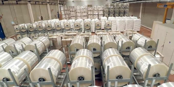 Bộ Công Thương gia hạn điều tra rà soát cuối kỳ việc áp dụng biện pháp chống bán phá giá đối với sản phẩm sợi dài làm từ polyester có xuất xứ từ Cộng hòa Ấn Độ, Cộng hòa In-đô-nê-xi-a, Ma-lai-xi-a và Cộng hòa Nhân dân Trung Hoa
