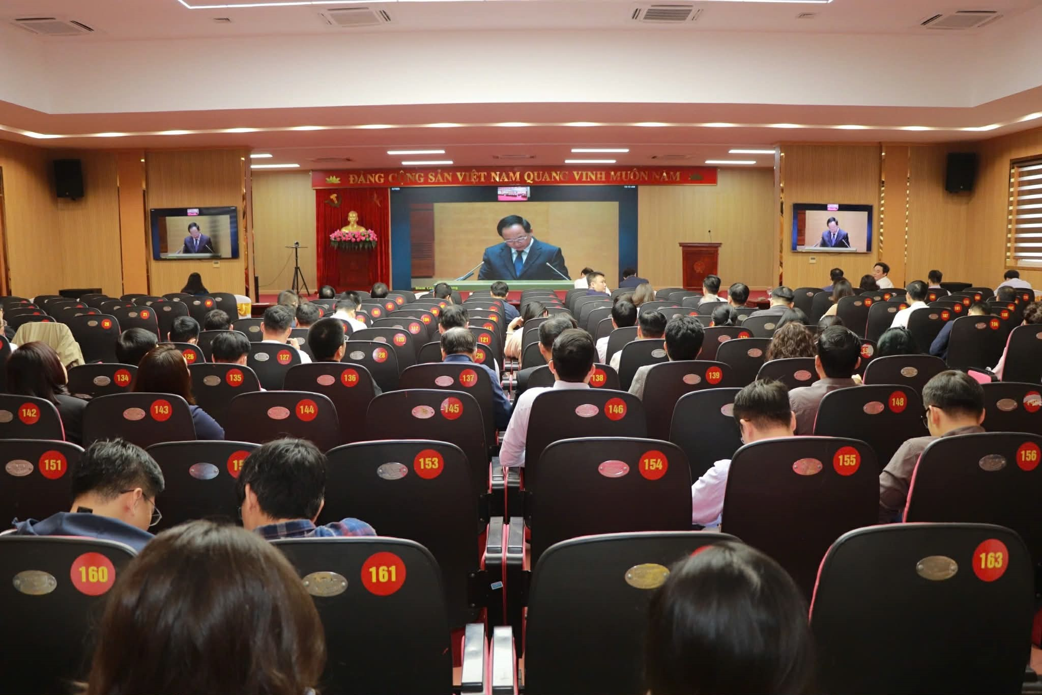 Hội nghị toàn quốc quán triệt Nghị quyết số 79-NQ/TW về phát triển kinh tế Nhà nước và Nghị quyết số 80-NQ/TW về phát triển văn hóa Việt Nam