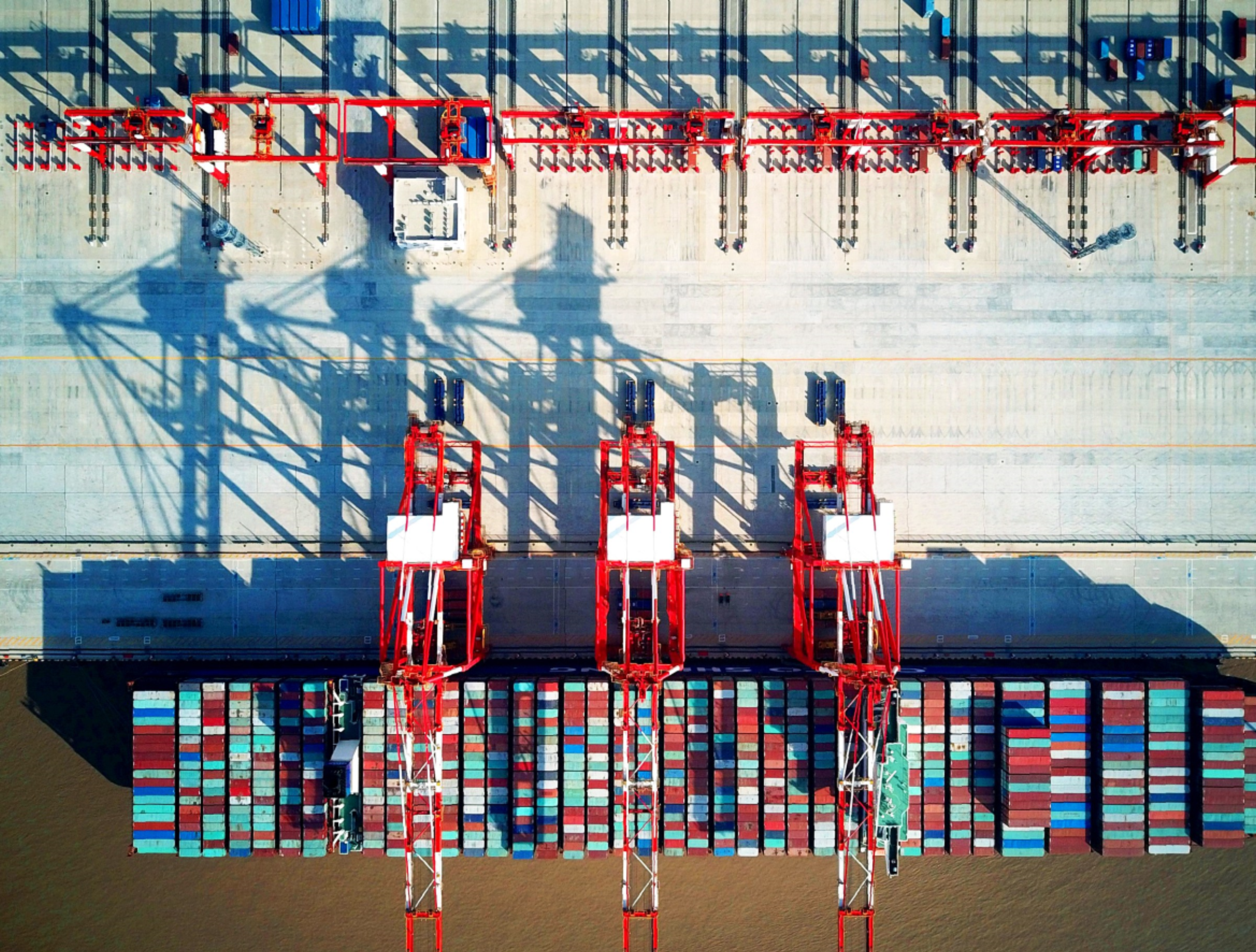 Trung Quốc nộp đơn kiện lên Tổ chức thương mại thế giới về việc Hoa Kỳ áp mức thuế mới nhất lên hàng hóa nhập khẩu Trung Quốc